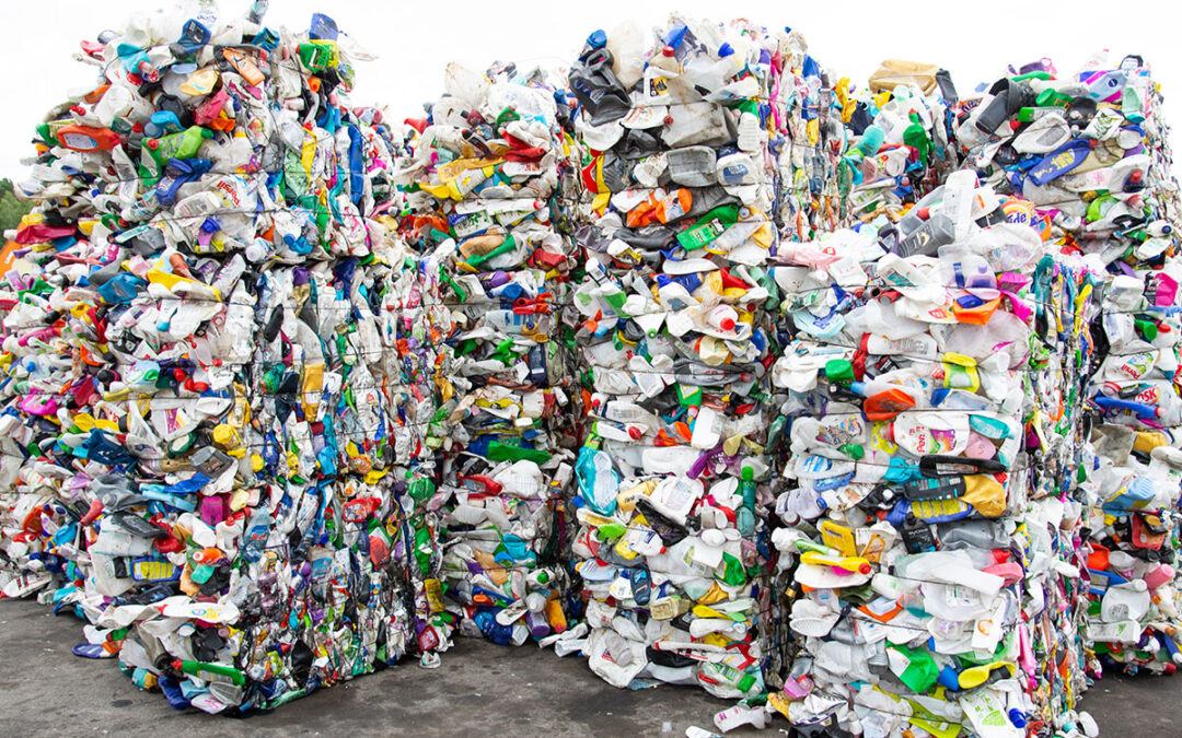 Cómo se recicla el plástico y por qué es importante